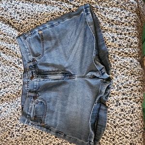 American eagle mom shorts